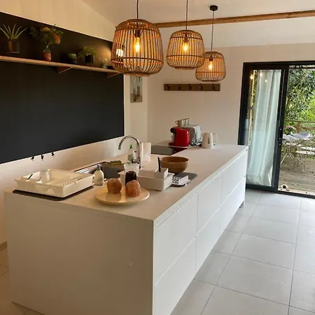 Le Petit Chai Fronsadais *