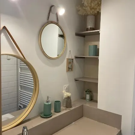 Le Petit Chai Fronsadais Saint-Michel-de-Fronsac