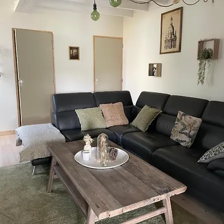 Le Petit Chai Fronsadais Casa de Férias *