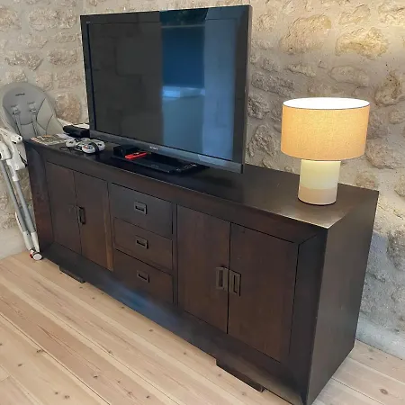 Casa de Férias Le Petit Chai Fronsadais